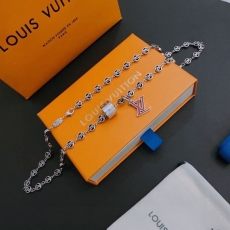 Louis Vuitton Necklaces